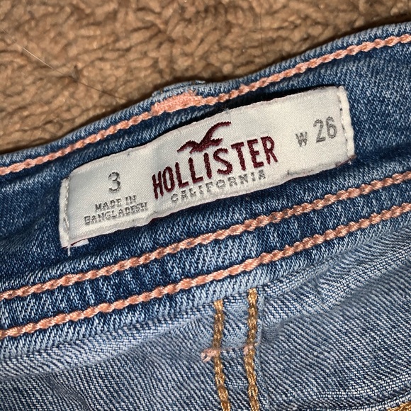 HOLLISTER SHORTS - Picture 2 of 2